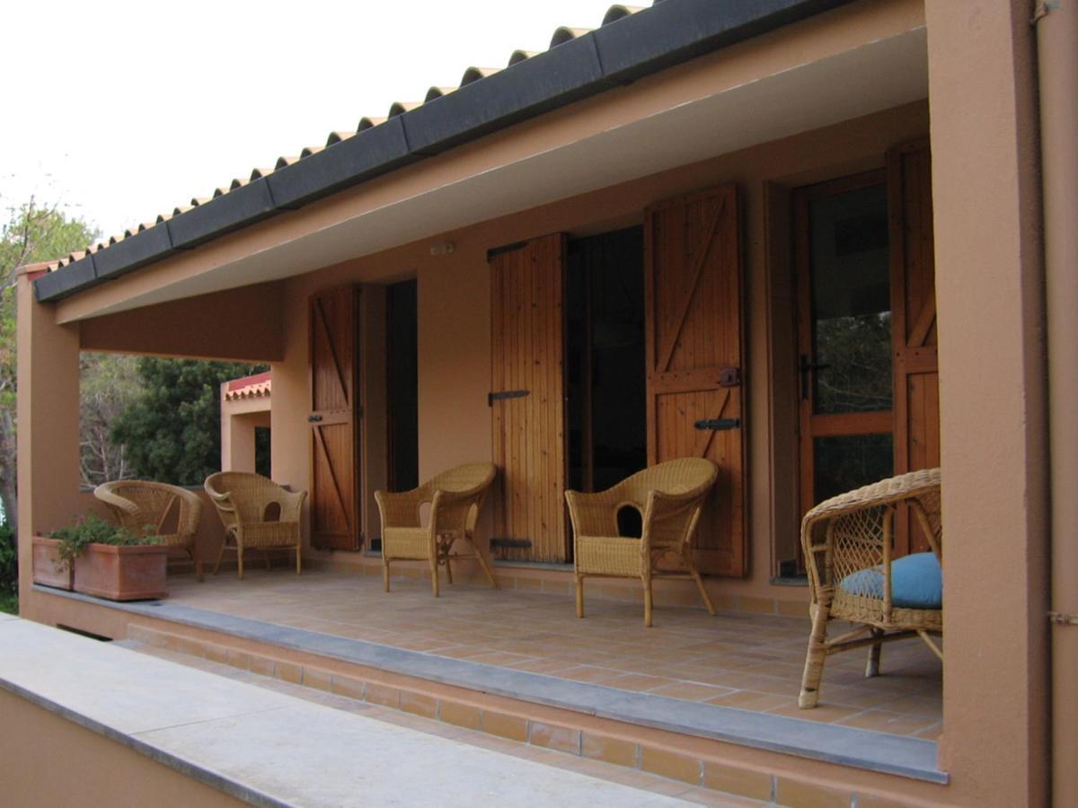 Via Dei Gerani B&B Sinnai Exterior photo